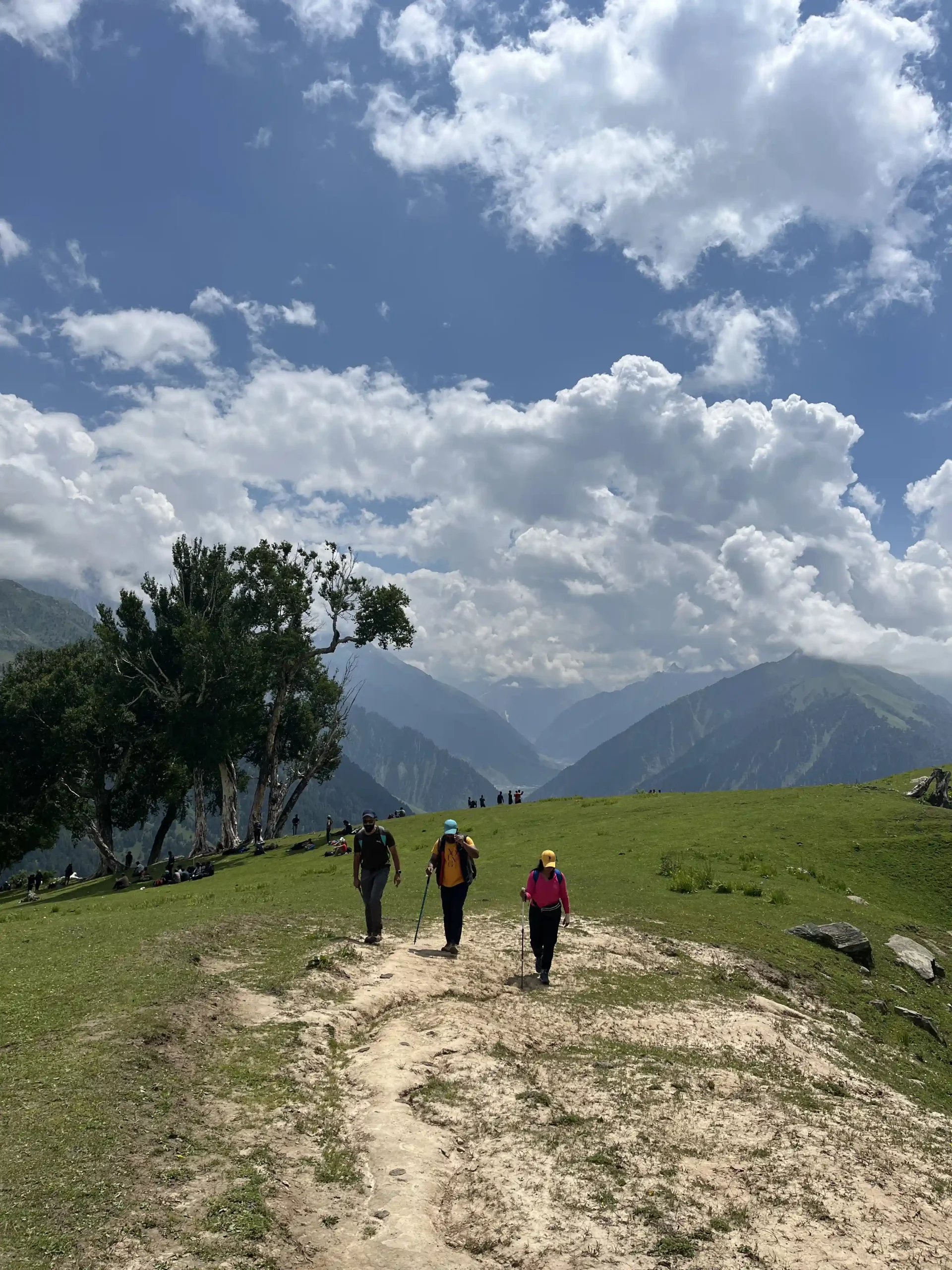Everest base camp slider 1